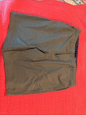 Men's Flat Front Olive Shorts - Lightweight Everyday Style